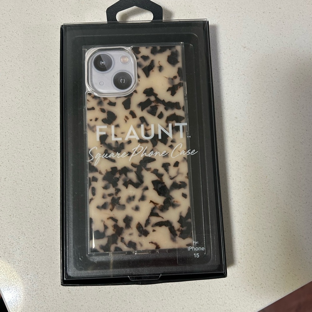 Flaunt iPhone 15 Case - square case / light tortoise